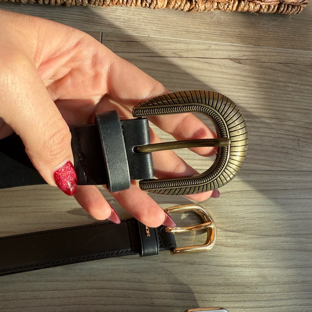 Coach Black Belt with Gold Buckle - Picture 7 of 9